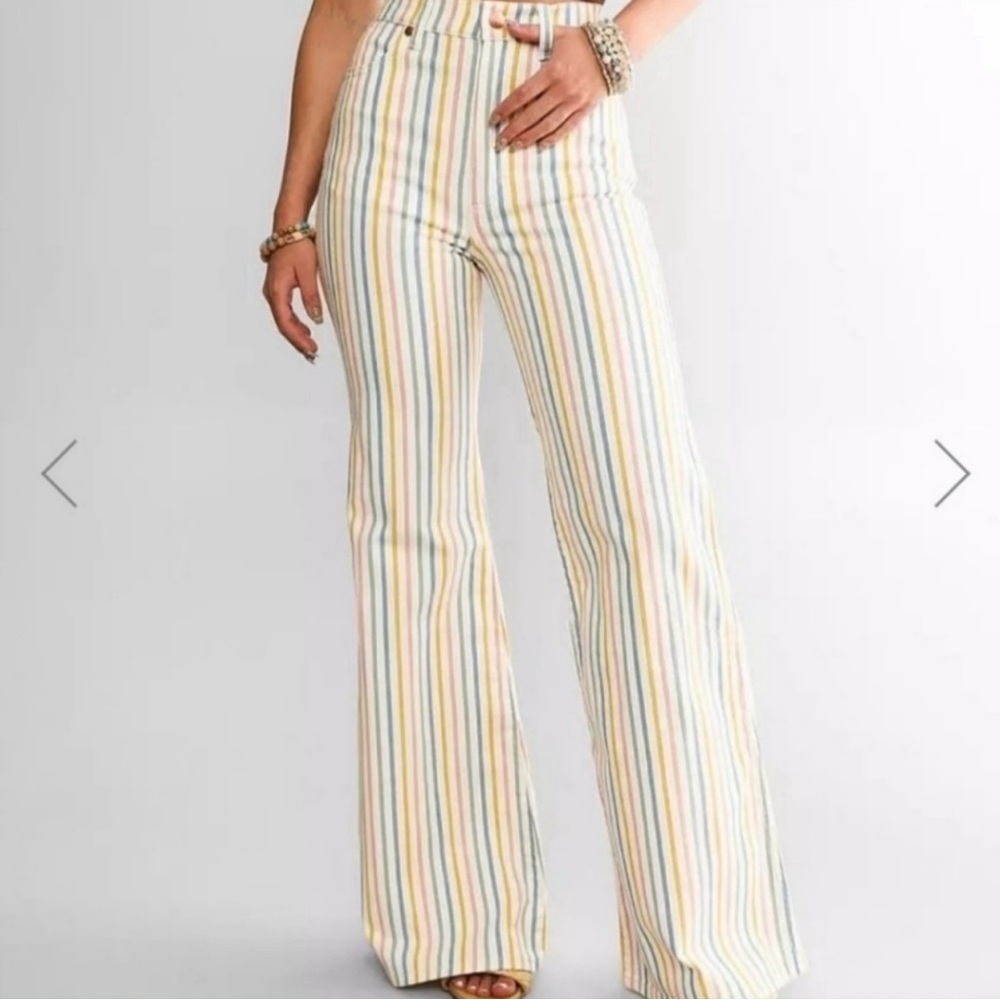 Wrangler Wanderer 622 32 High Rise Flare Jeans Women Rainbow Striped